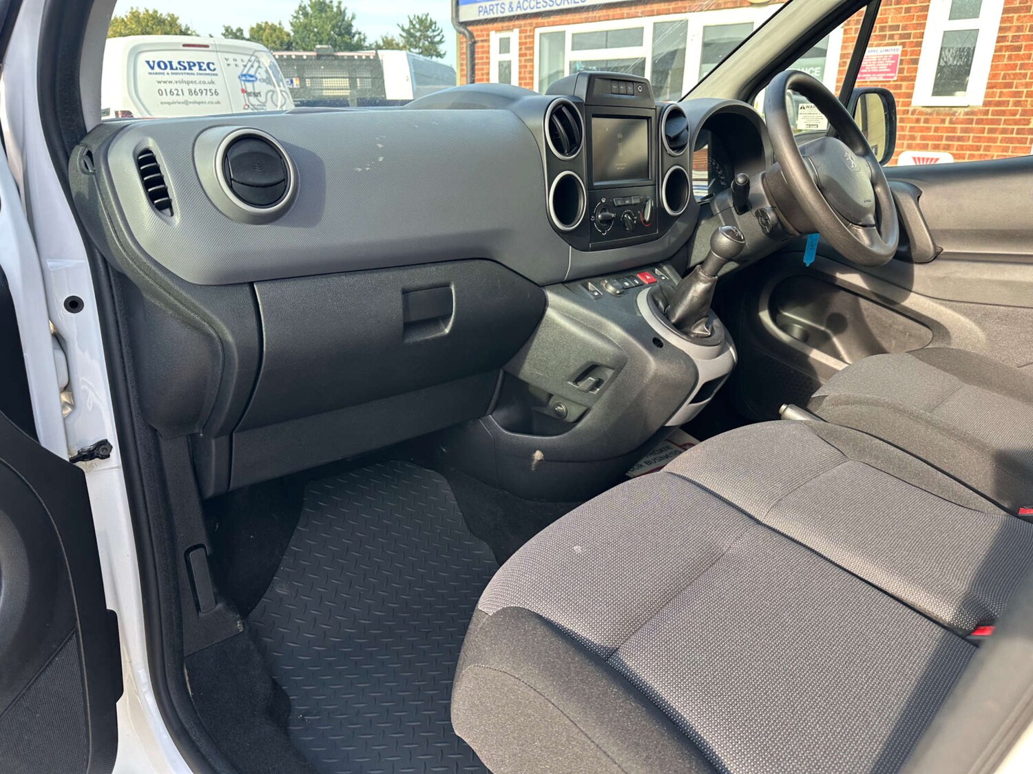 Used Peugeot Partner 2018 for sale - 76600921: Photo 19