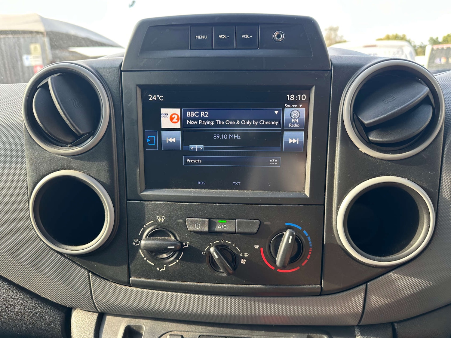 Used Peugeot Partner 2018 for sale - 76600921: Photo 22