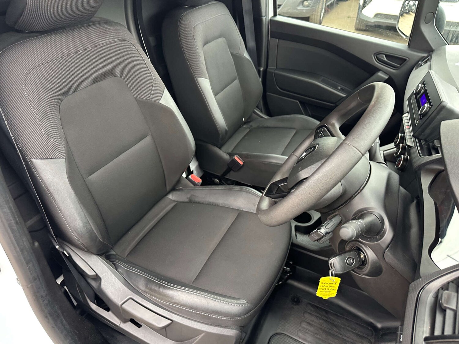 Used Renault Kangoo 2023 for sale - 76601688: Photo 18