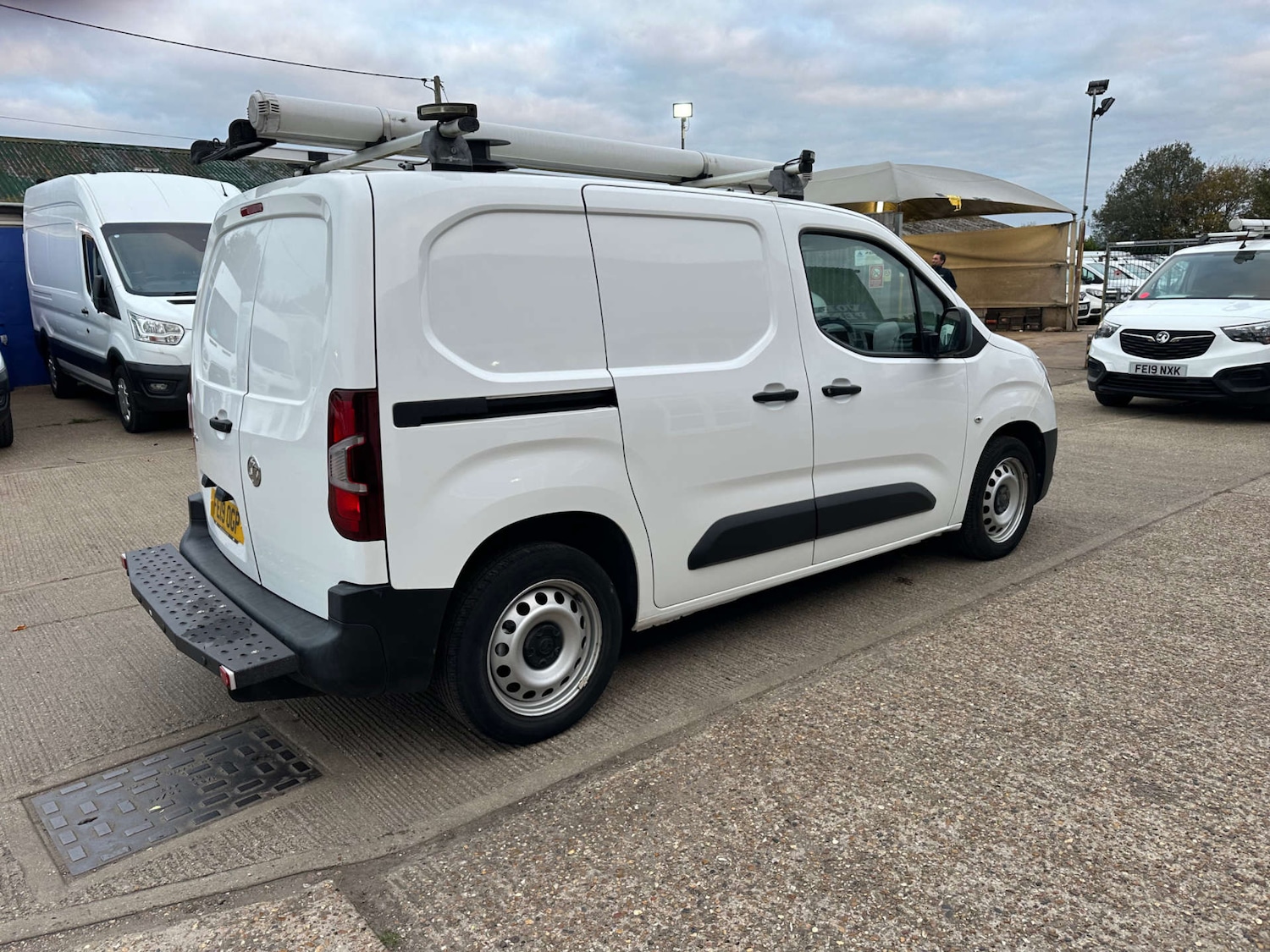 Used Vauxhall Combo 2019 for sale - 76600807: Photo 13