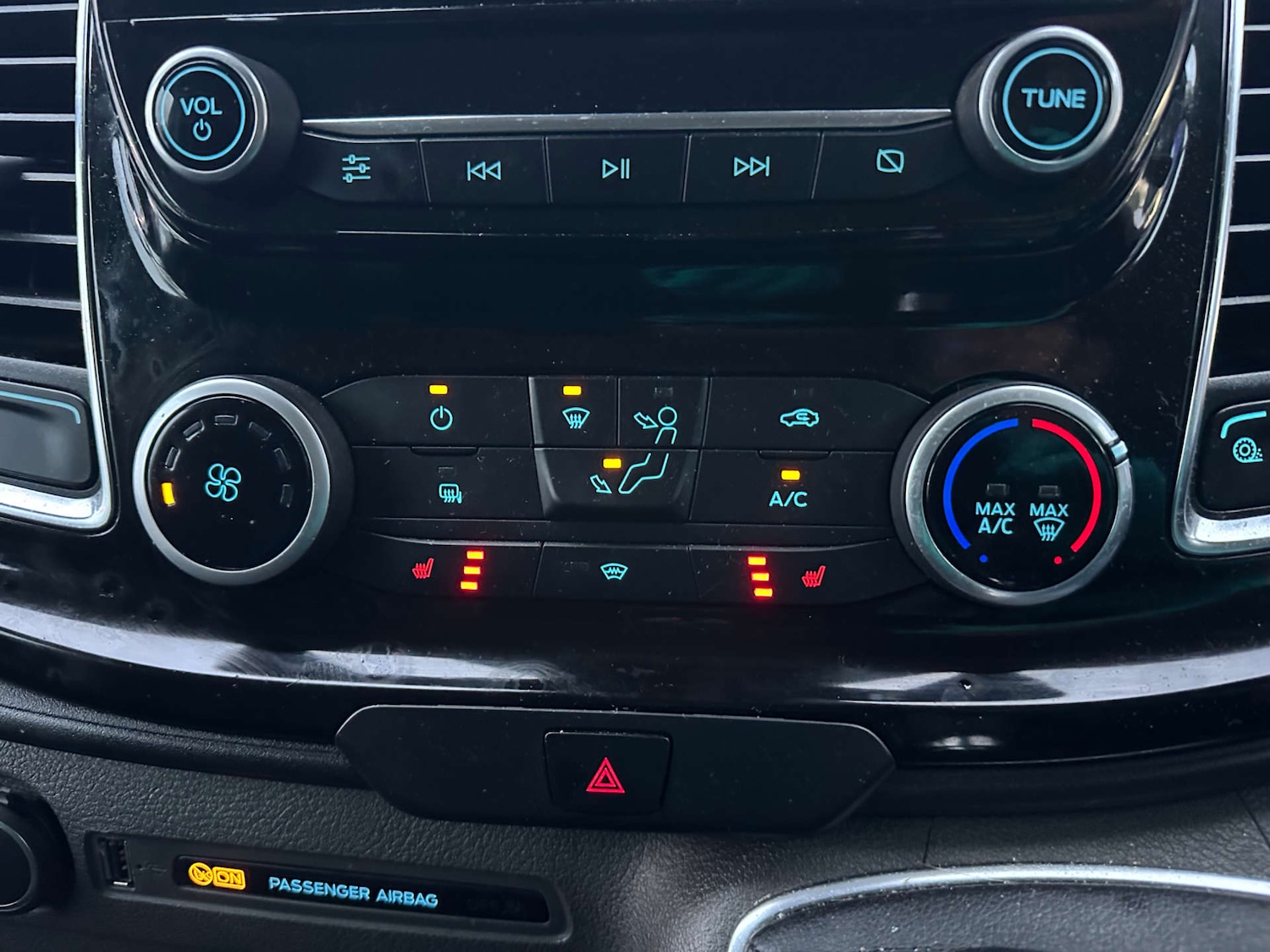 Used Ford Transit Custom 2020 for sale - 77213732: Photo 23