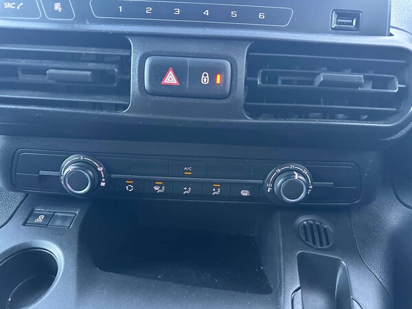 Used Vauxhall Combo 2019 for sale - 76000379: Photo 22