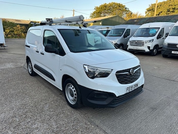 Used Vauxhall Combo 2019 for sale - 76000379: Photo 3
