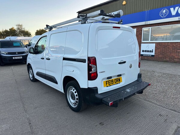 Used Vauxhall Combo 2019 for sale - 76000379: Photo 8