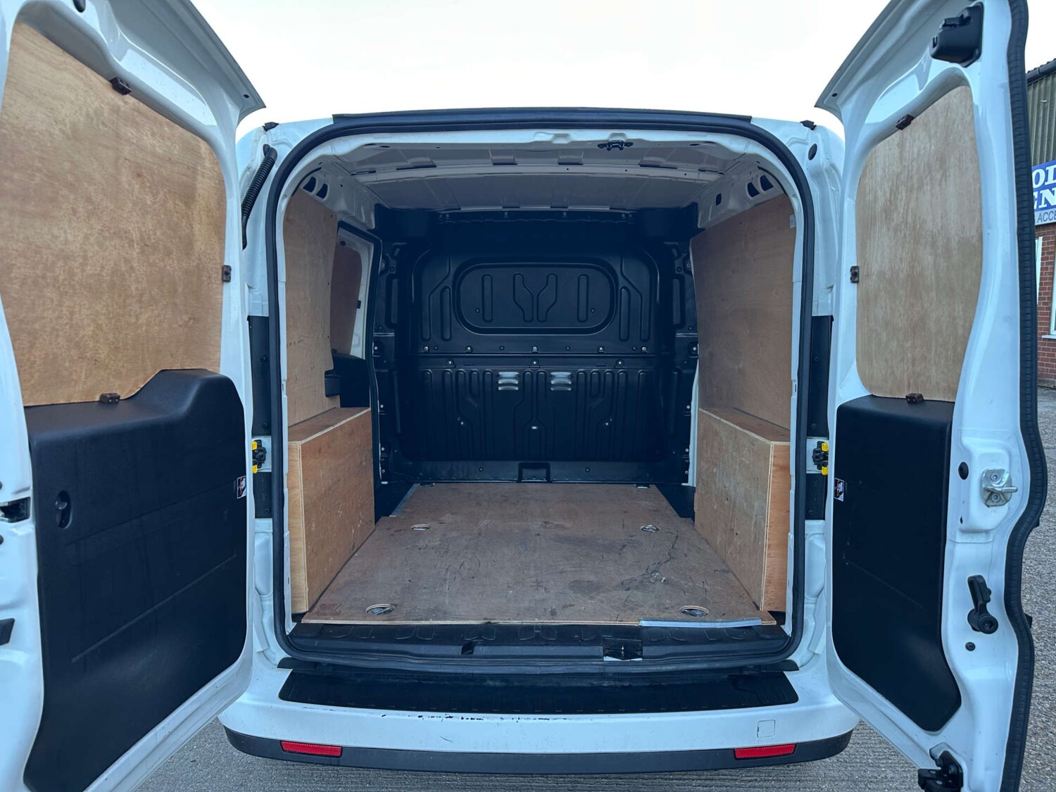 Used Fiat Doblo 2023 for sale - 76277714: Photo 9