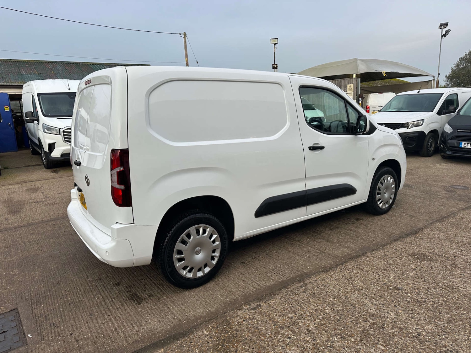 Used Vauxhall Combo 2020 for sale - 76966976: Photo 10