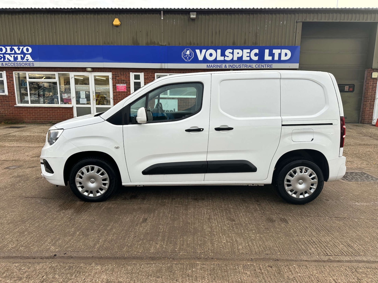 Used Vauxhall Combo 2020 for sale - 76966976: Photo 6