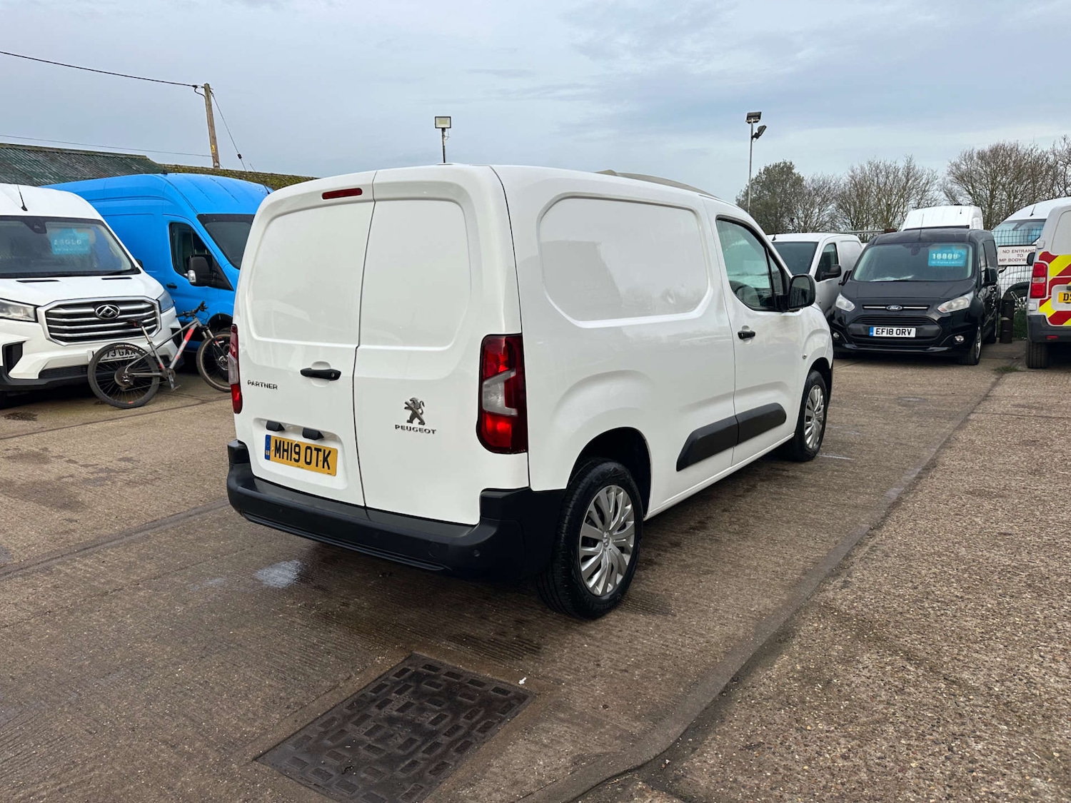 Used Peugeot Partner 2019 for sale - 76966971: Photo 10