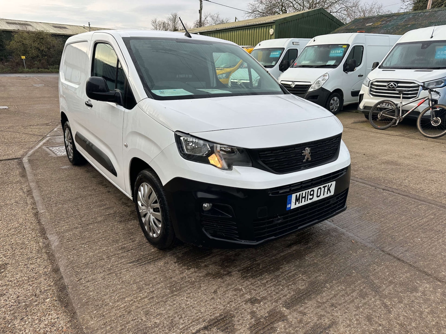 Used Peugeot Partner 2019 for sale - 76966971: Photo 3