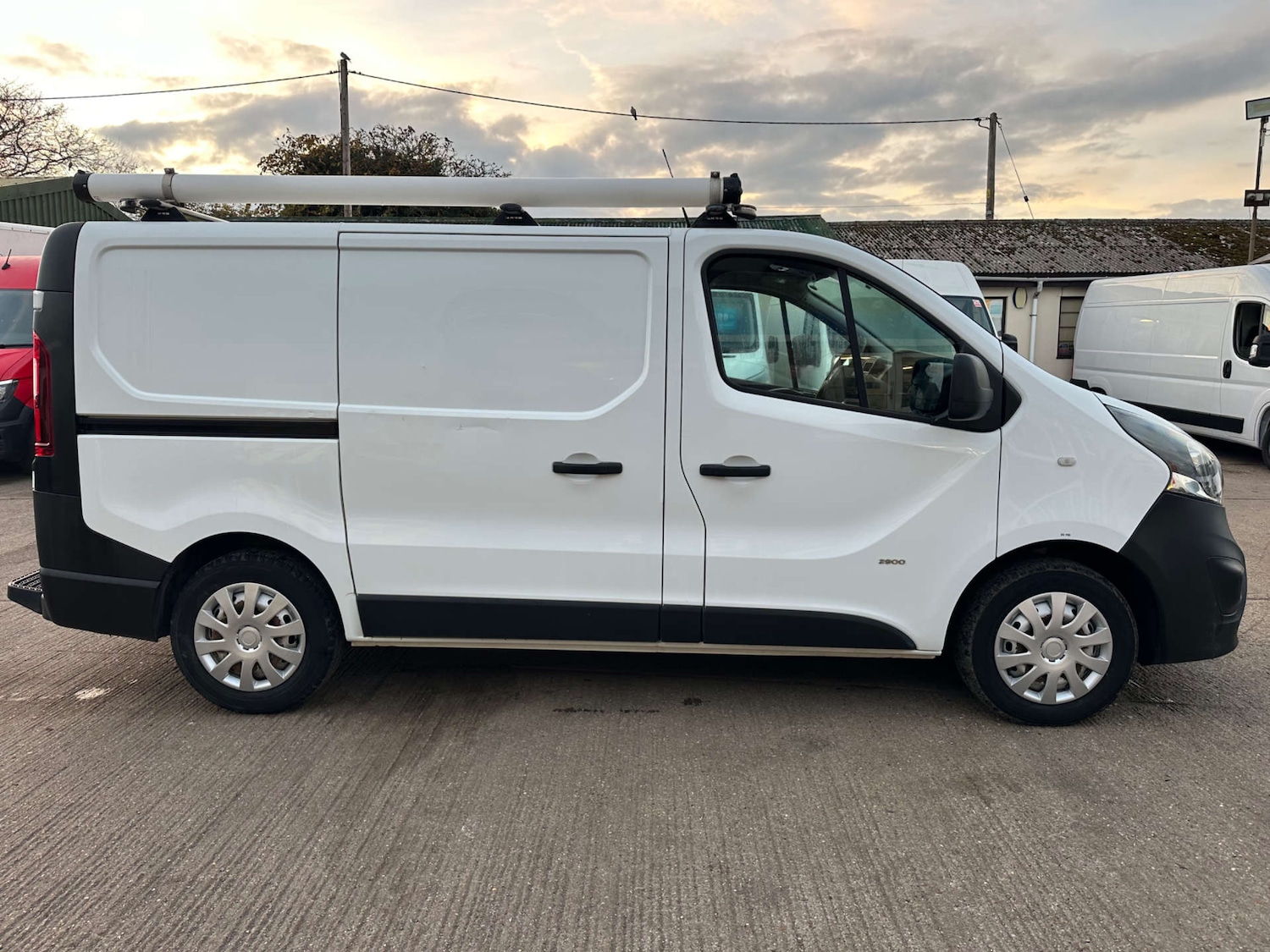 Used Vauxhall Vivaro 2017 for sale - 76530909: Photo 12