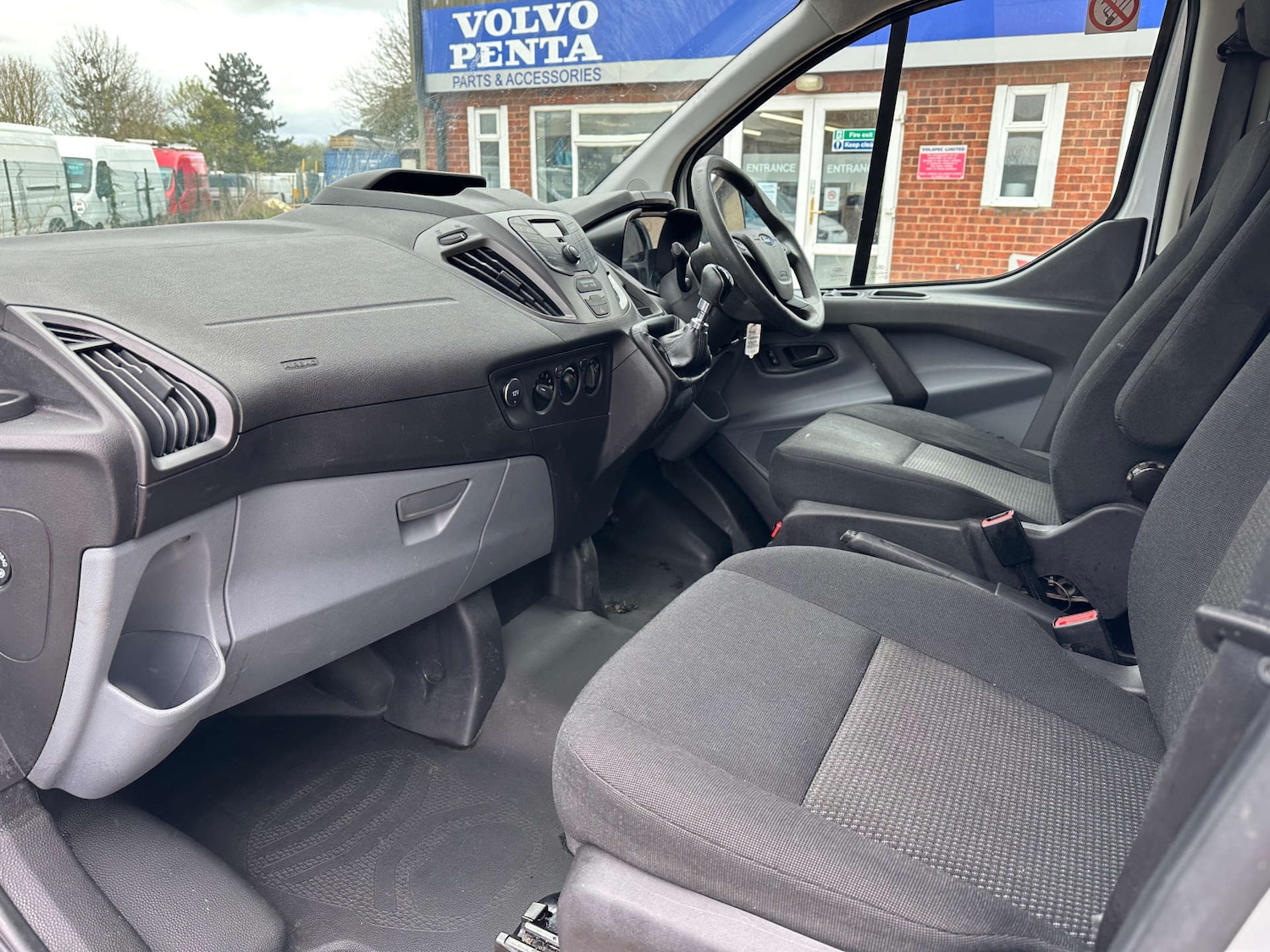 Used Ford Transit Custom 2017 for sale - 78117647: Photo 24