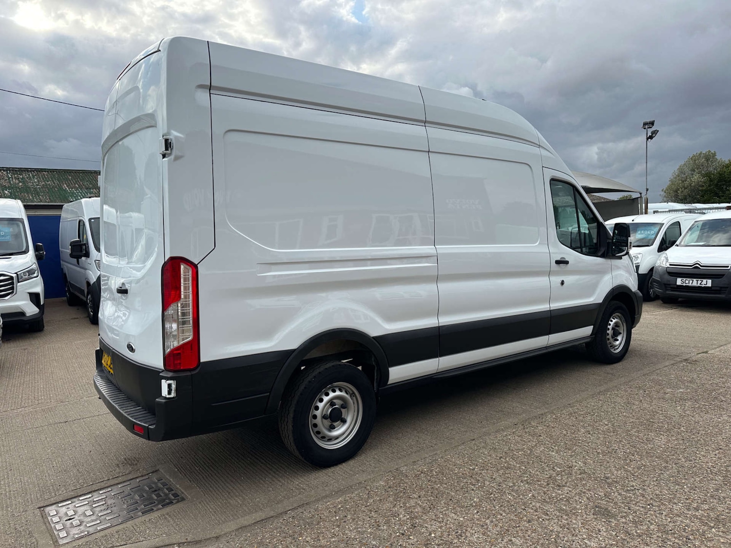 Used Ford Transit 2022 for sale - 76602090: Photo 11