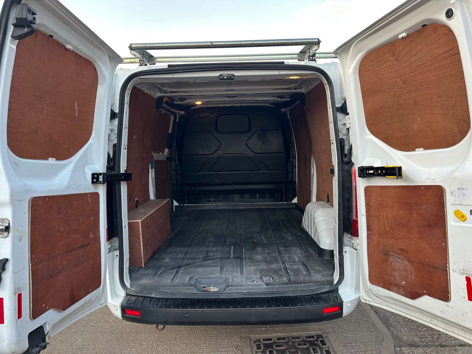 Used Ford Transit Custom 2019 for sale - 76124891: Photo 9