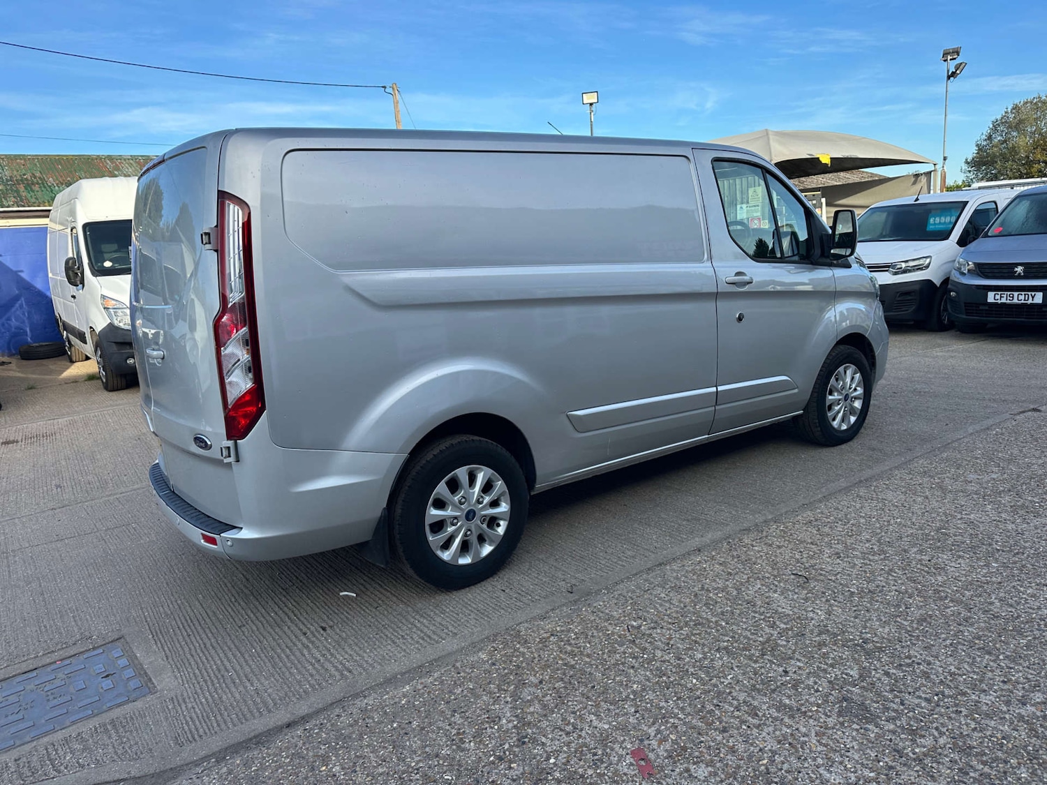 Used Ford Transit Custom 2020 for sale - 75435251: Photo 11
