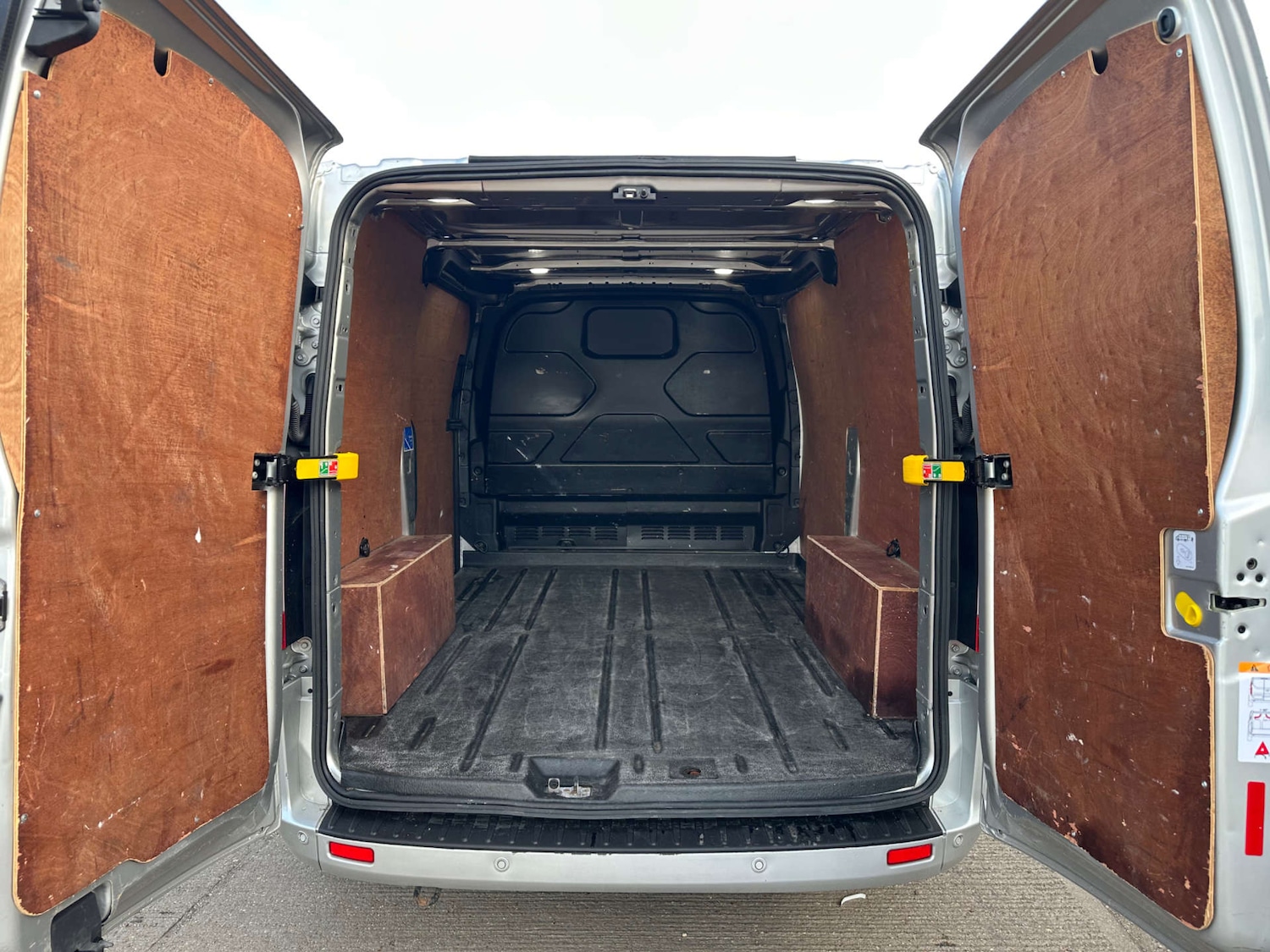 Used Ford Transit Custom 2020 for sale - 75435251: Photo 9