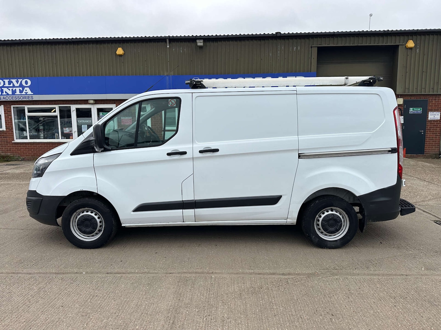 Used Ford Transit Custom 2017 for sale - 78124713: Photo 6