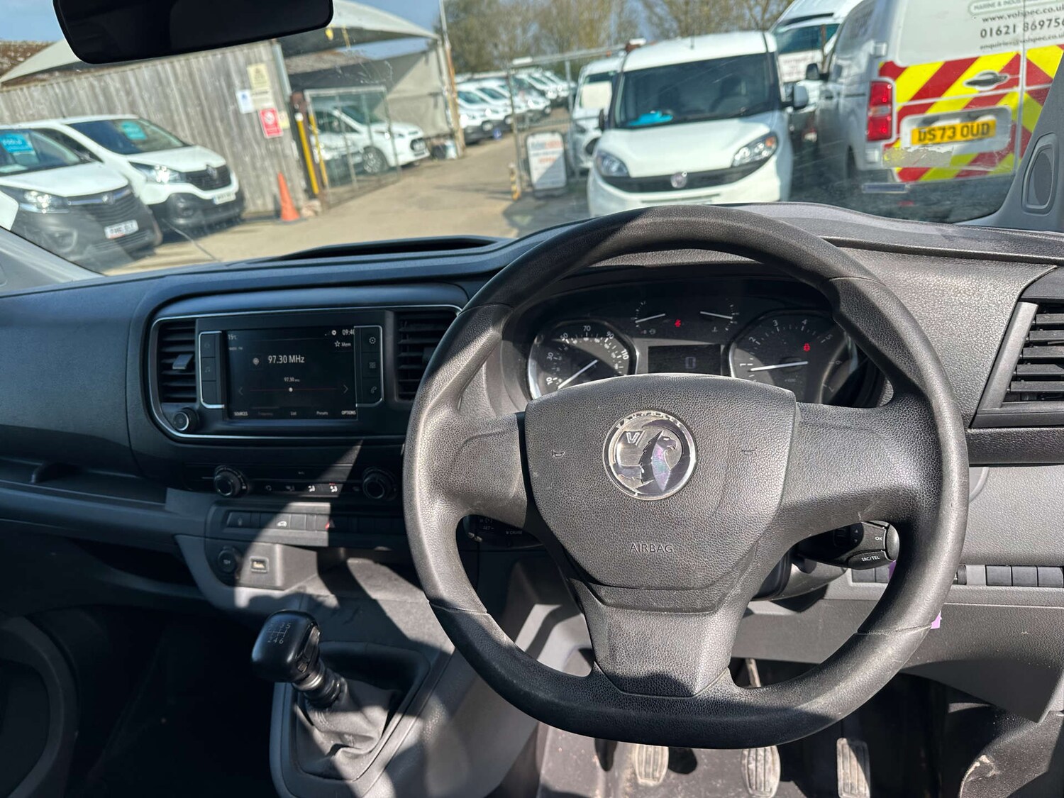 Used Vauxhall Vivaro 2020 for sale - 77998587: Photo 16