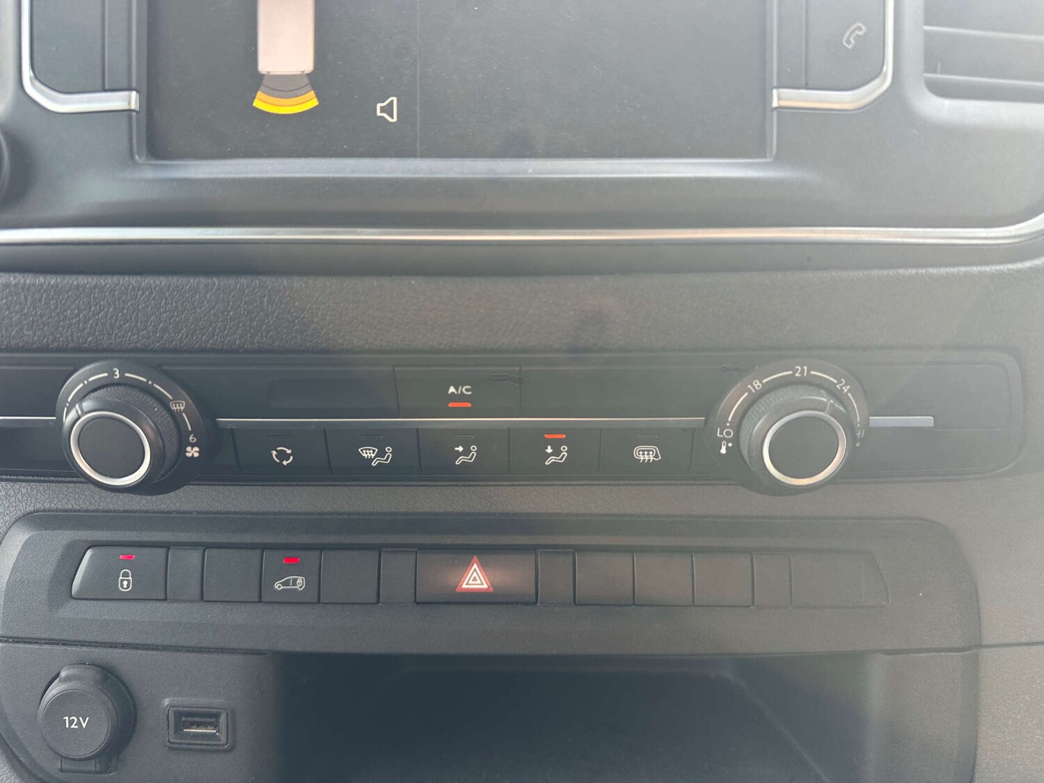 Used Vauxhall Vivaro 2020 for sale - 77998587: Photo 18