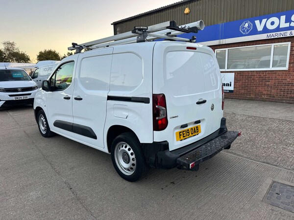 Used Vauxhall Combo 2019 for sale - 76000382: Photo 8