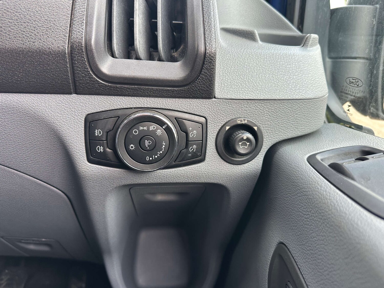 Used Ford Transit 2018 for sale - 76523498: Photo 19