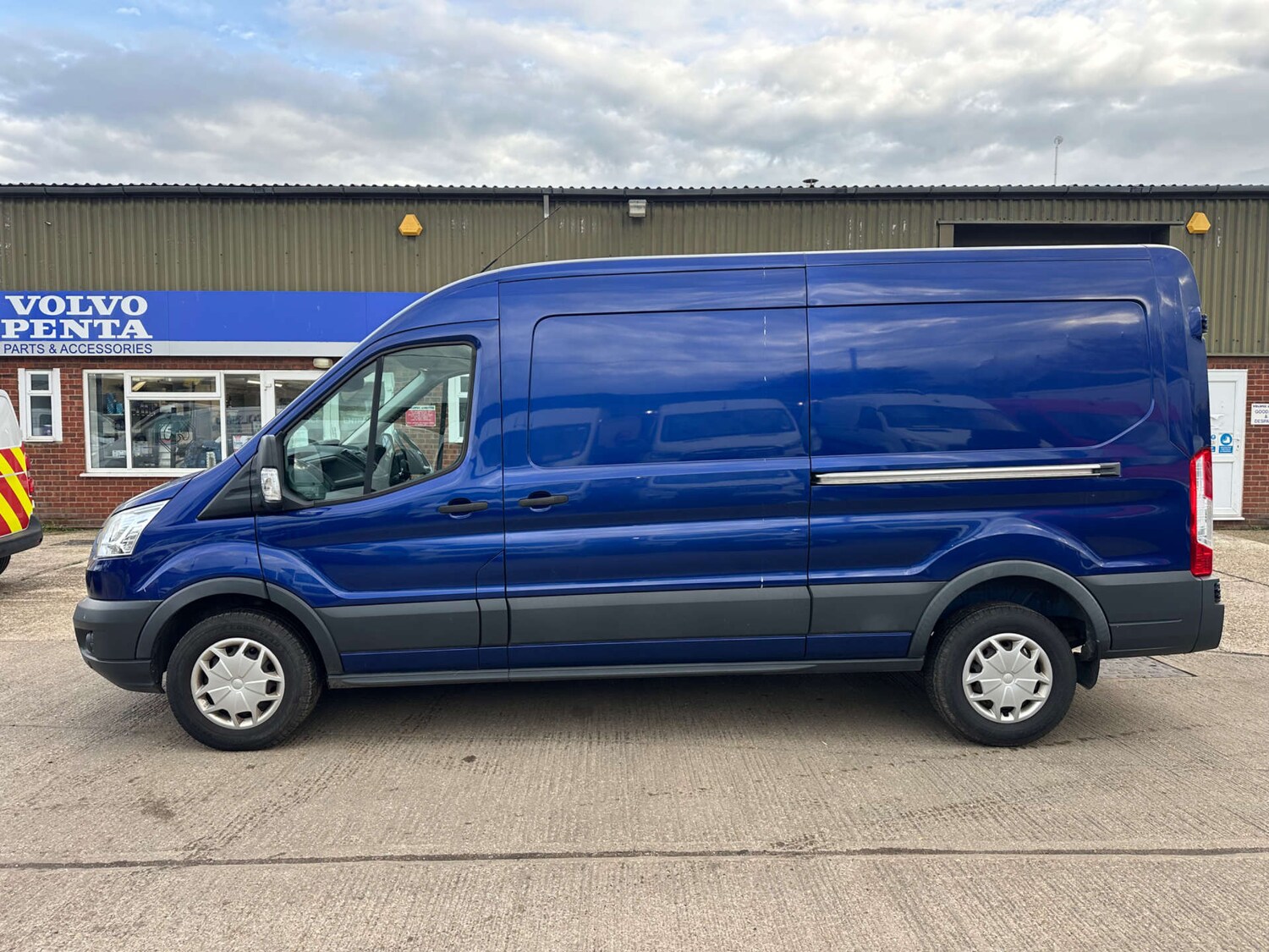 Used Ford Transit 2018 for sale - 76523498: Photo 6