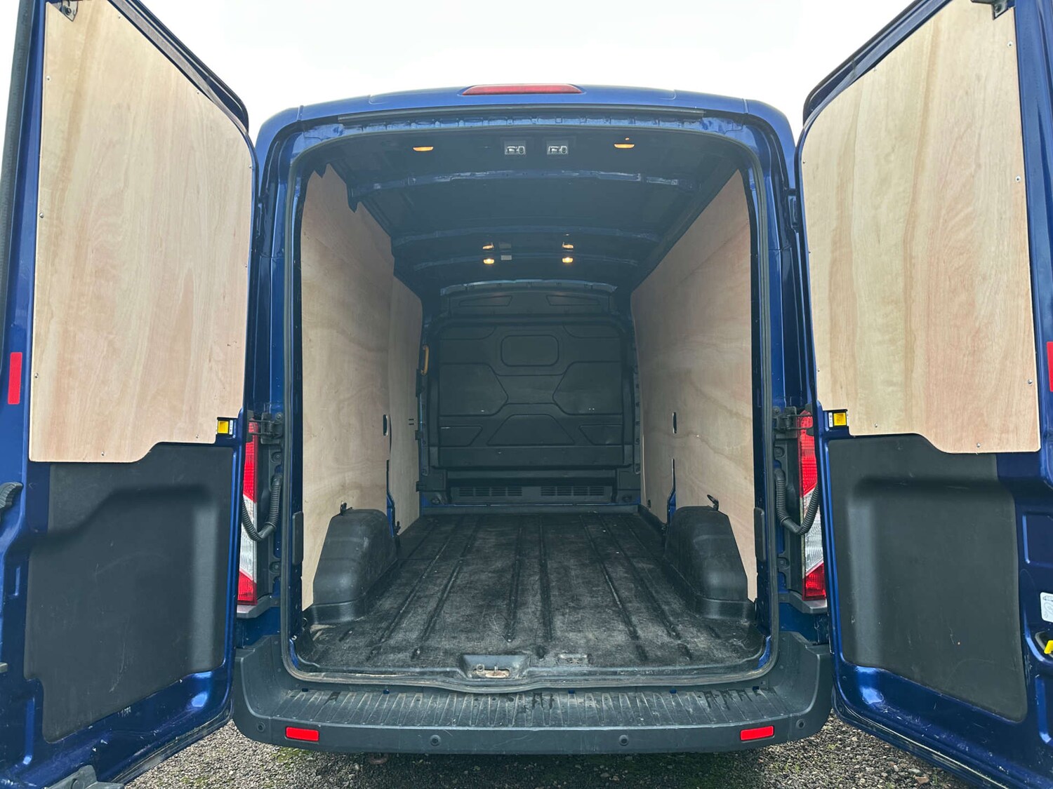 Used Ford Transit 2018 for sale - 76523498: Photo 9