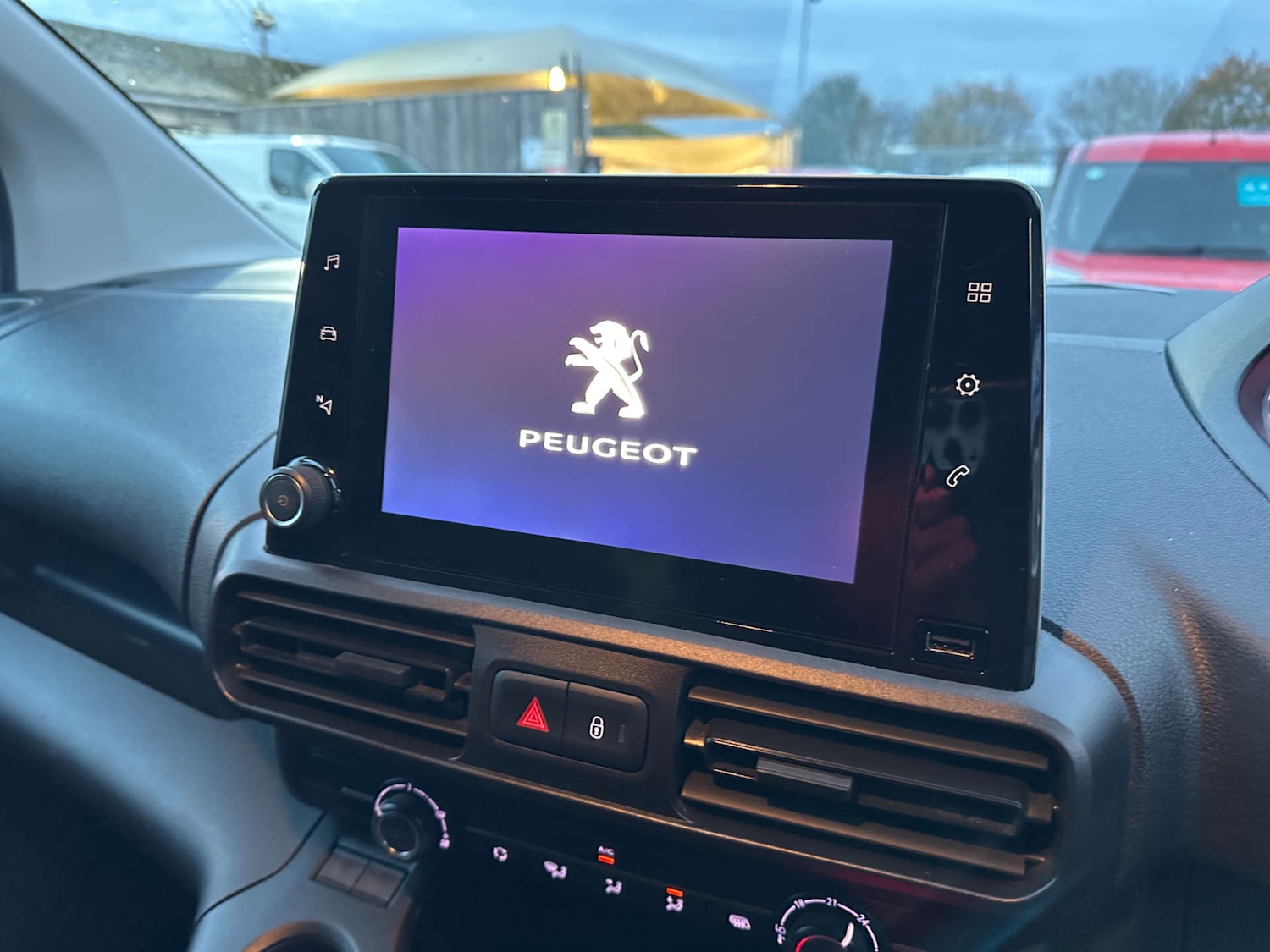 Used Peugeot Partner 2021 for sale - 76552577: Photo 22