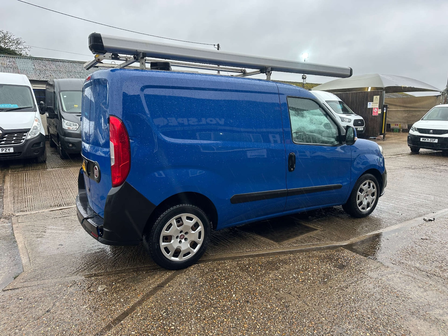 Used Fiat Doblo 2015 for sale - 77564298: Photo 11