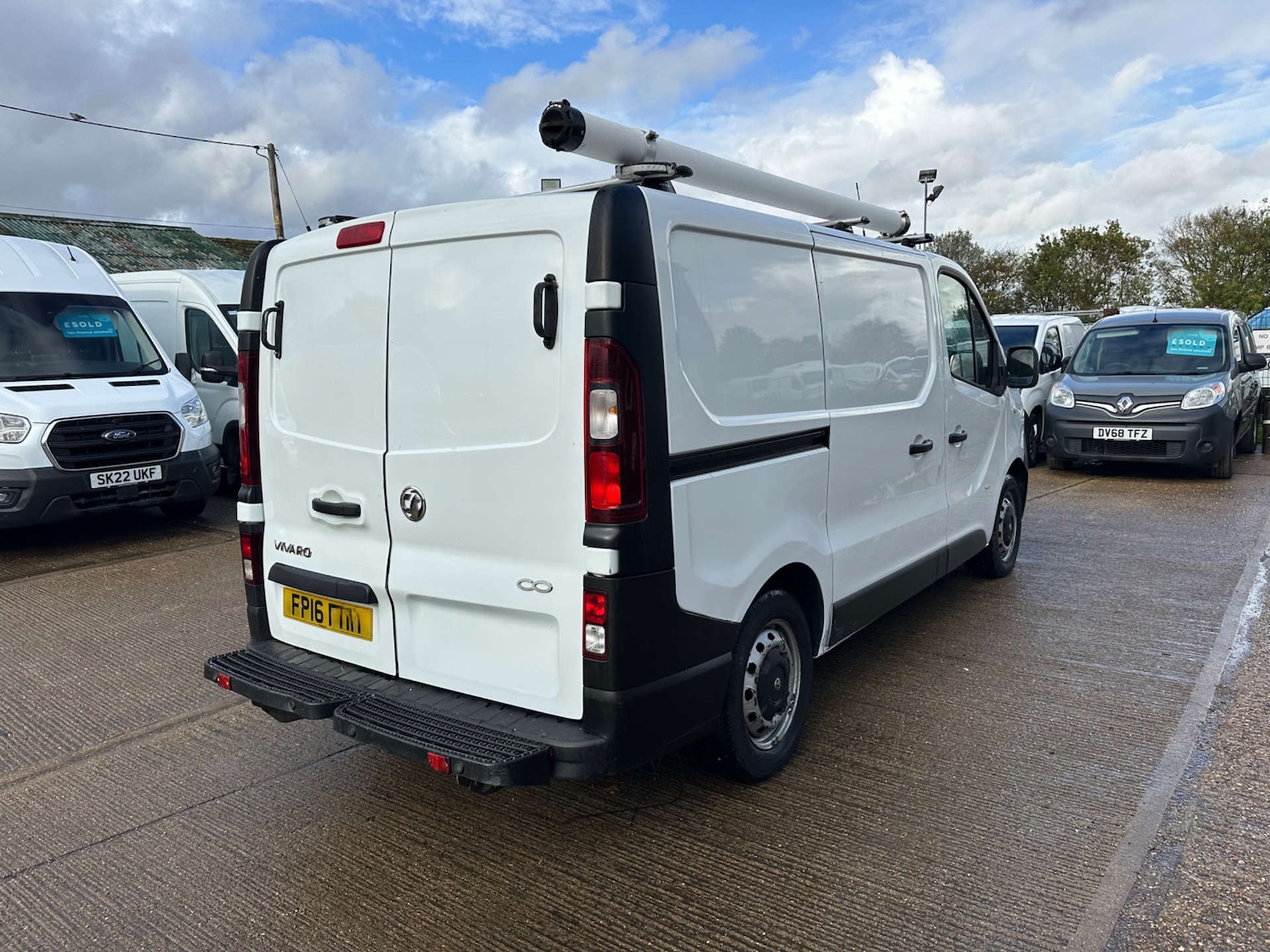 Used Vauxhall Vivaro 2016 for sale - 76325024: Photo 9