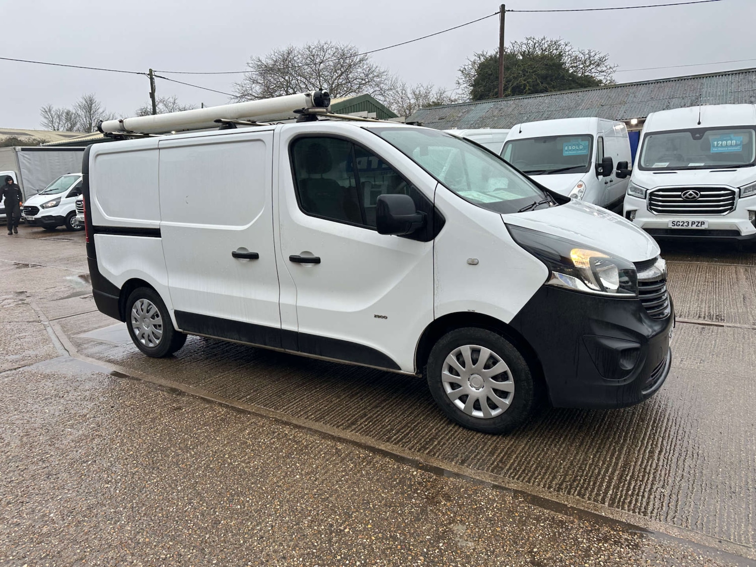 Used Vauxhall Vivaro 2016 for sale - 77457740: Photo 11