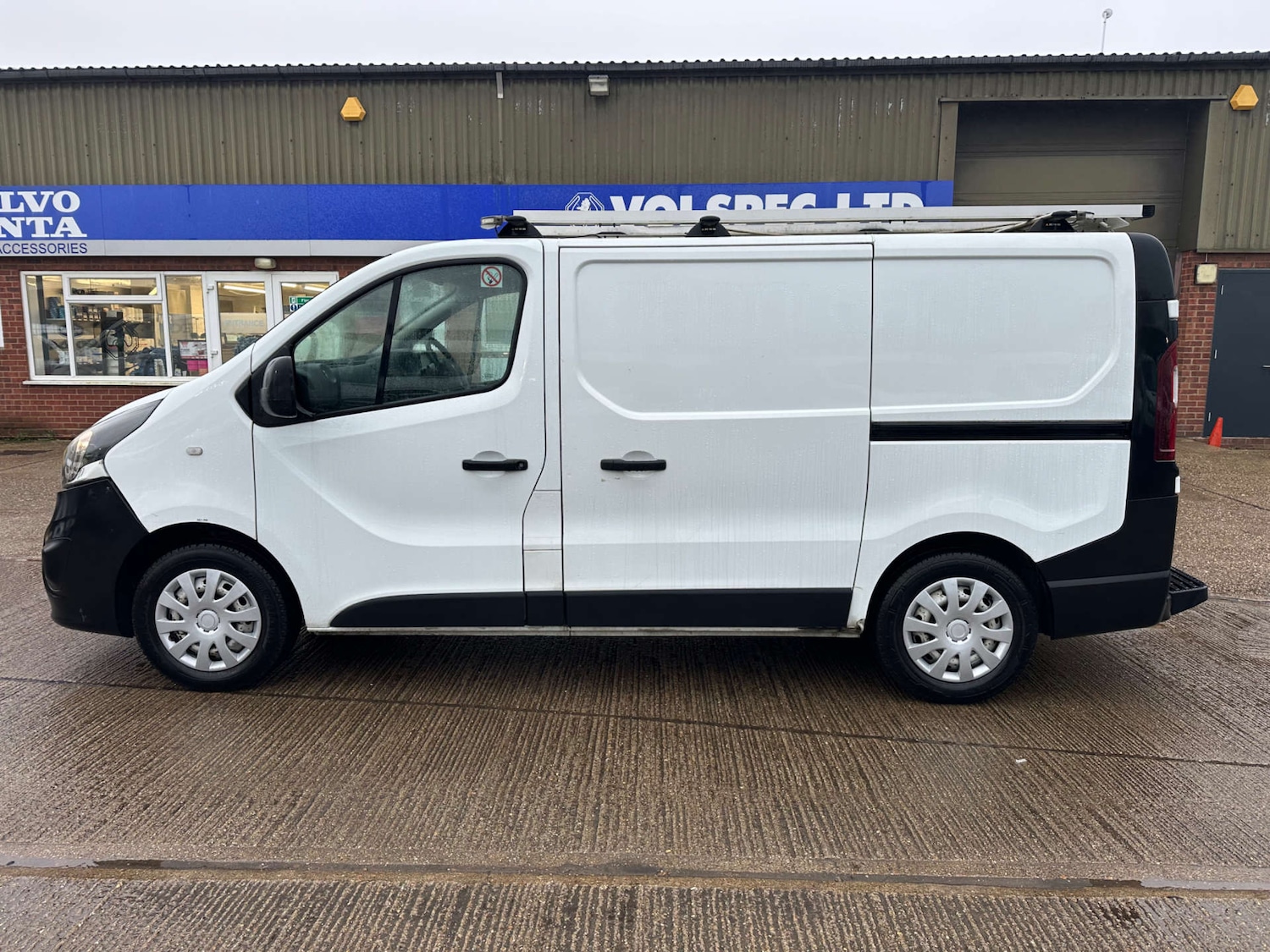 Used Vauxhall Vivaro 2016 for sale - 77457740: Photo 5