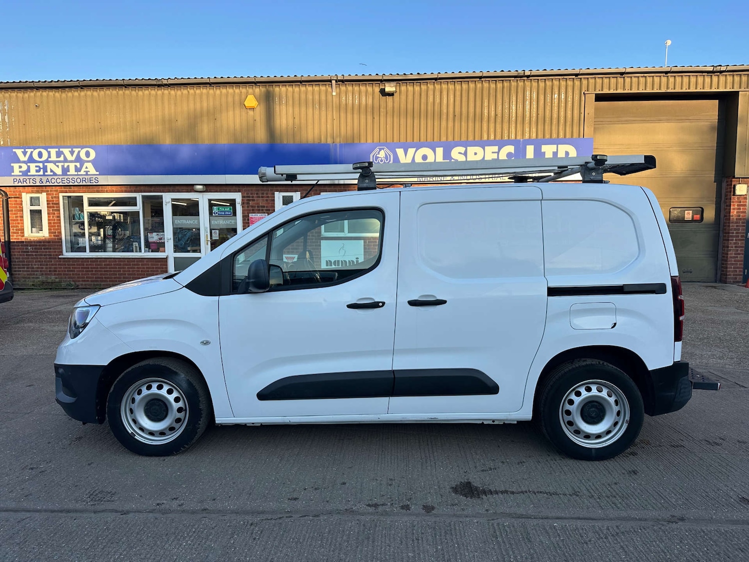 Used Vauxhall Combo 2019 for sale - 77920787: Photo 6