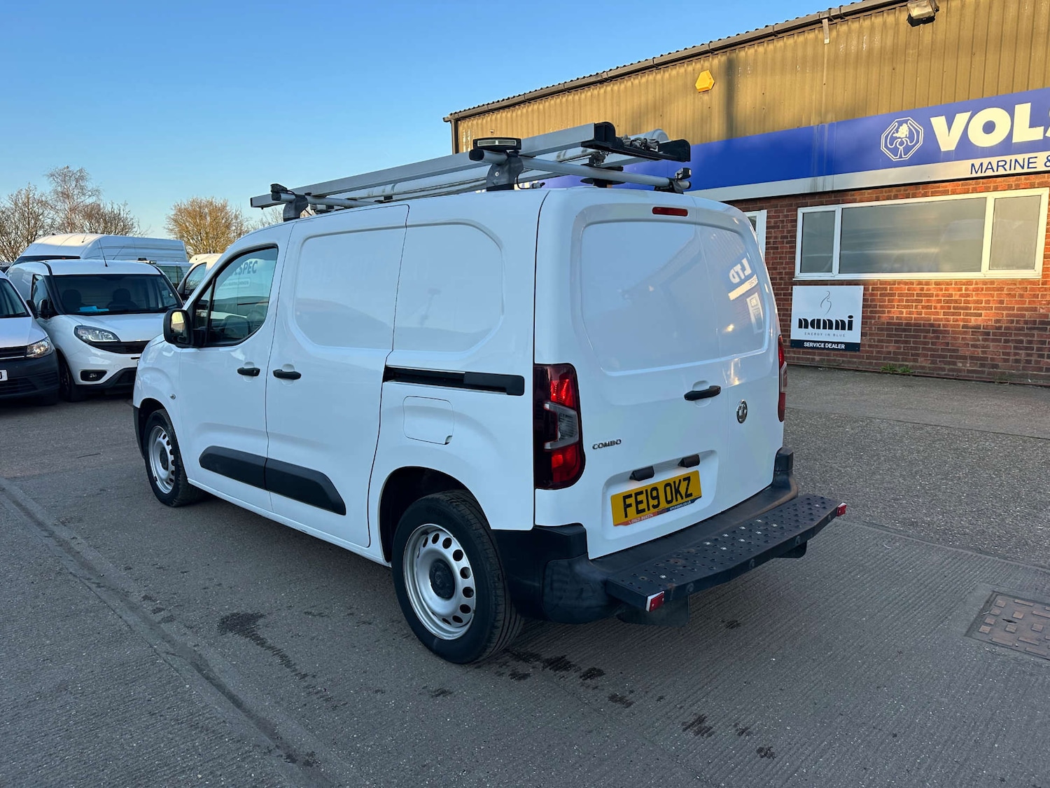 Used Vauxhall Combo 2019 for sale - 77920787: Photo 8