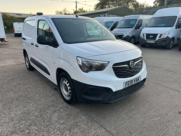Used Vauxhall Combo 2019 for sale - 76124893: Photo 3