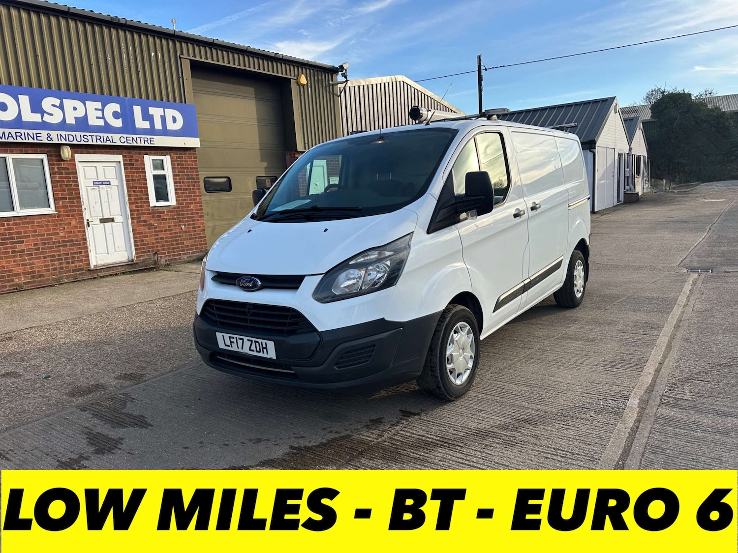 Used Ford Transit Custom 2017 for sale - 76511122: Photo 1