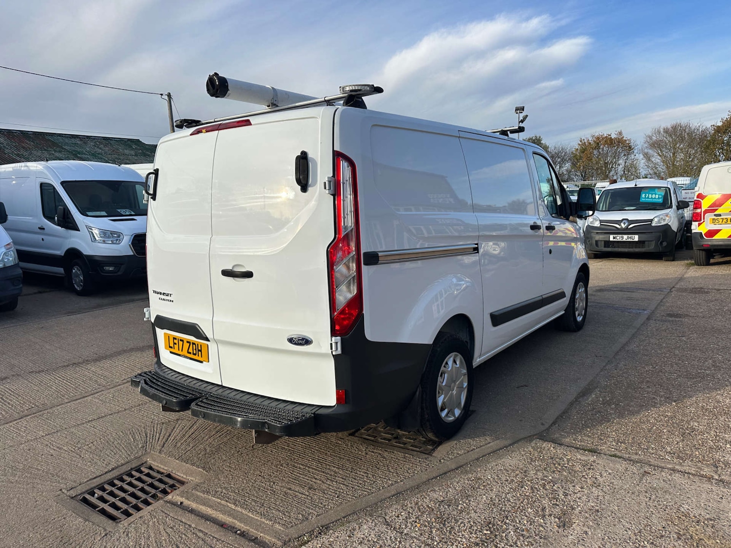 Used Ford Transit Custom 2017 for sale - 76511122: Photo 10