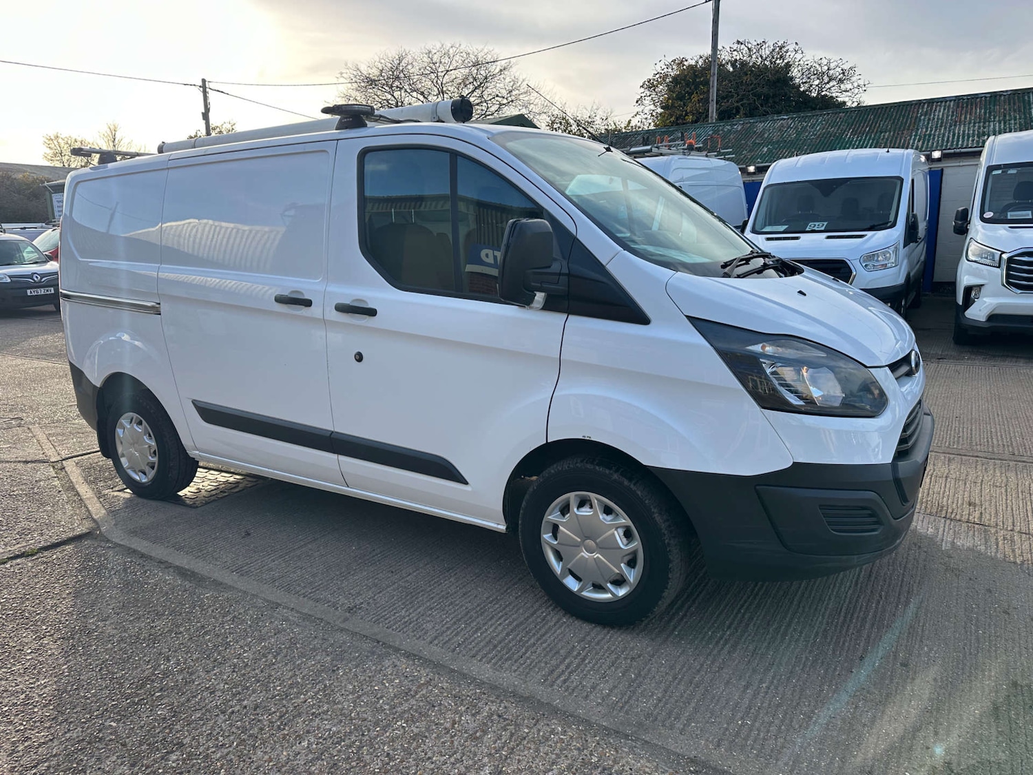 Used Ford Transit Custom 2017 for sale - 76511122: Photo 13