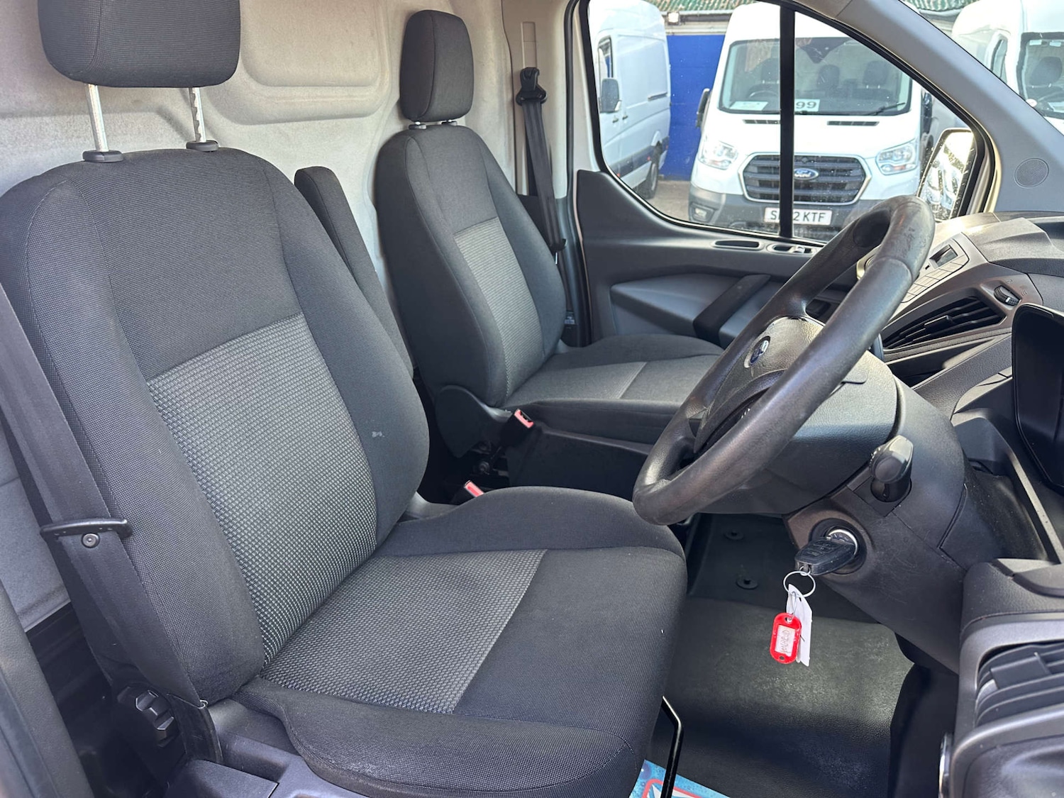 Used Ford Transit Custom 2017 for sale - 76511122: Photo 16