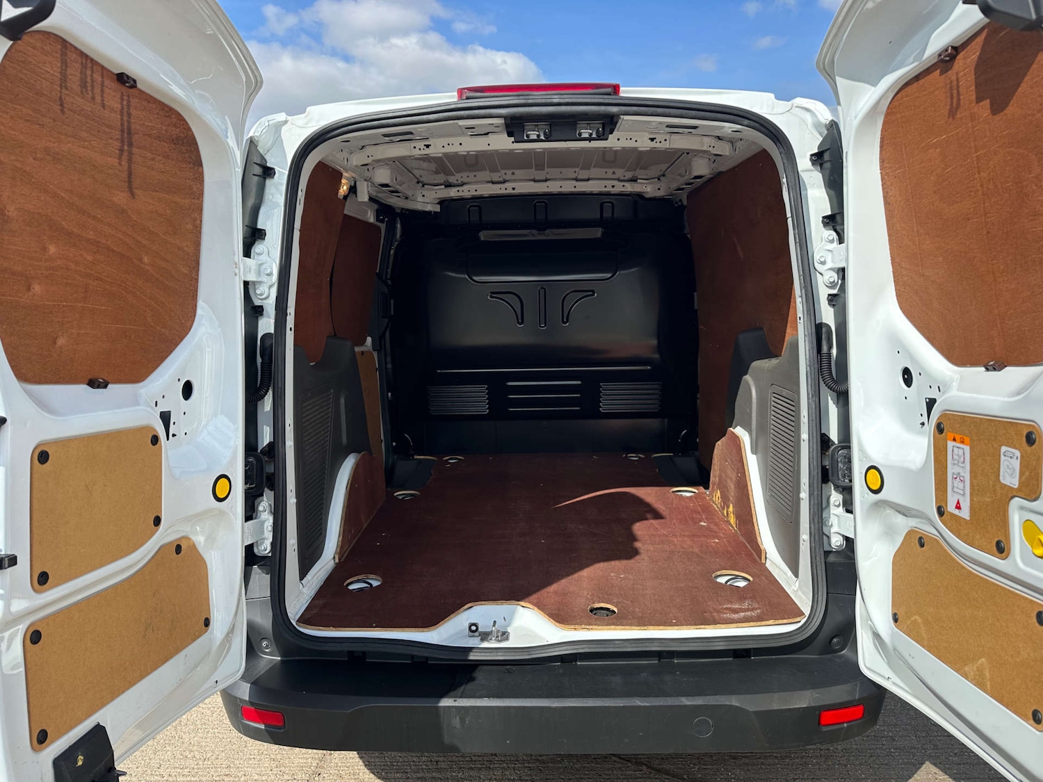 Used Ford Transit Connect 2020 for sale - 77218938: Photo 9