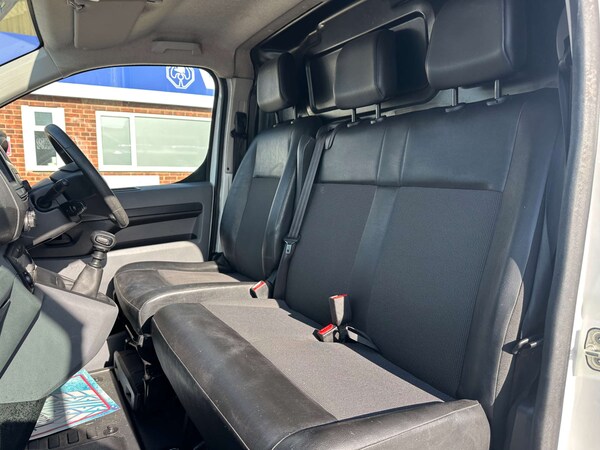 Used Vauxhall Vivaro 2019 for sale - 75203168: Photo 21