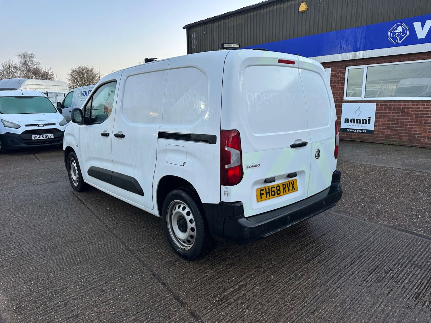 Used Vauxhall Combo 2019 for sale - 77205836: Photo 8