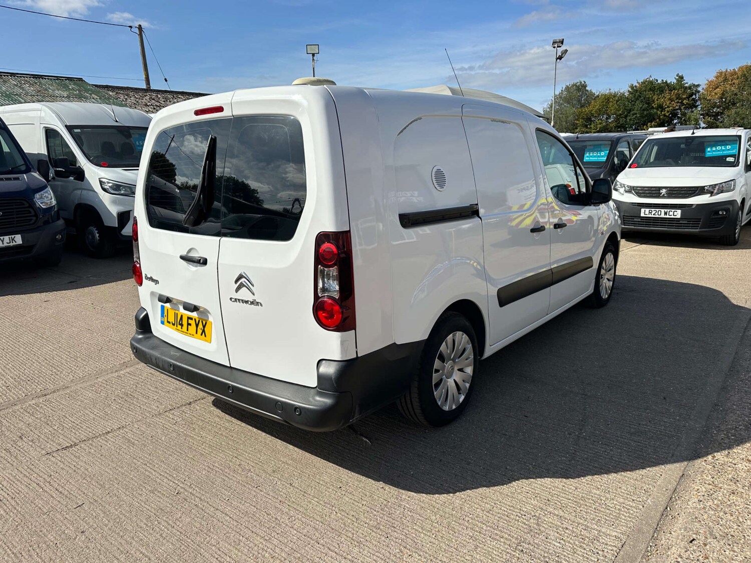 Used Citroen Berlingo 2014 for sale - 76363883: Photo 16