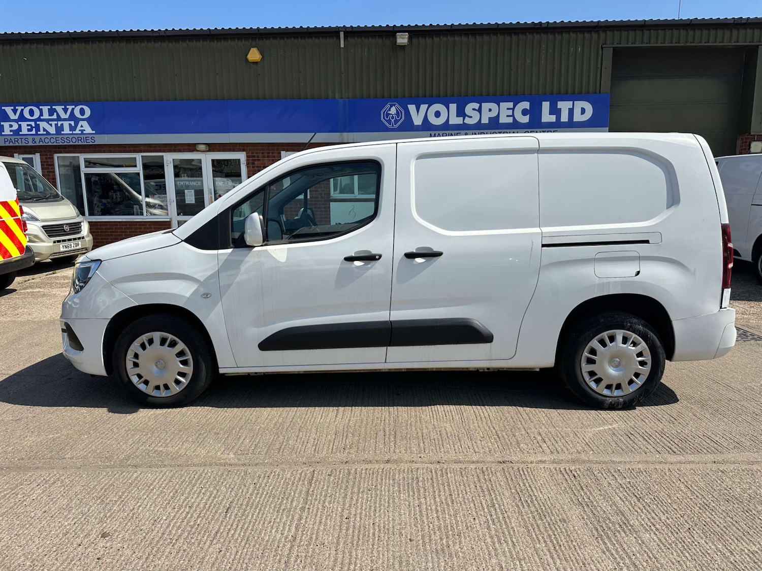 Used Vauxhall Combo 2020 for sale - 76601683: Photo 6
