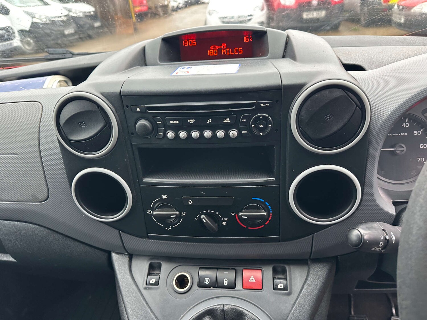 Used Peugeot Partner 2012 for sale - 76591658: Photo 17