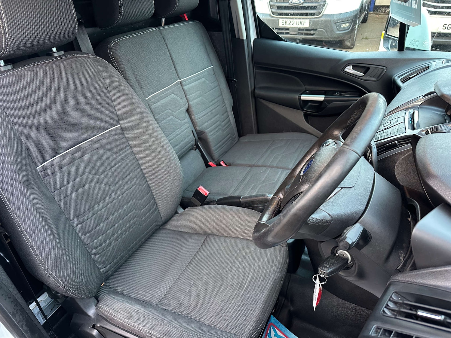 Used Ford Transit Connect 2018 for sale - 76363565: Photo 16