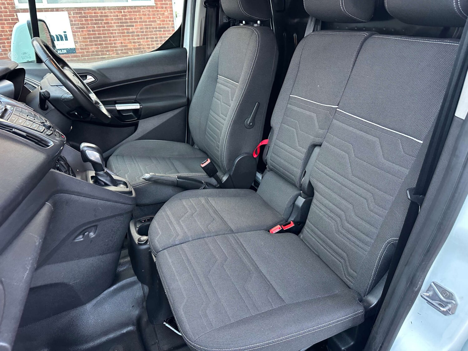 Used Ford Transit Connect 2018 for sale - 76363565: Photo 23