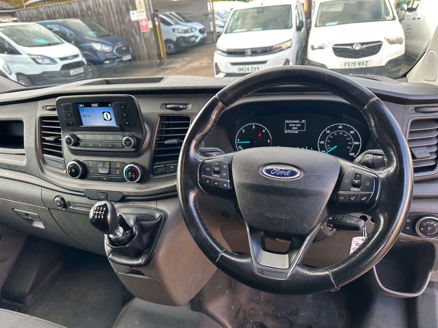 Used Ford Transit Custom 2019 for sale - 76363927: Photo 18
