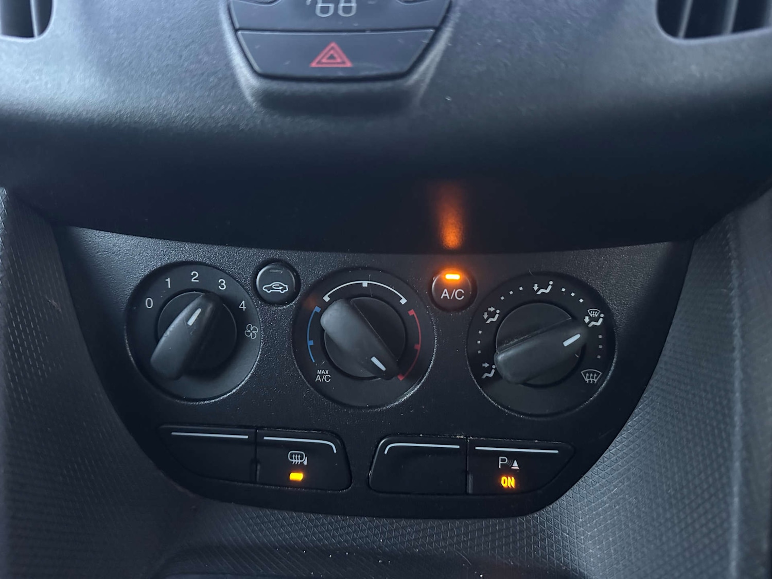 Used Ford Transit Connect 2017 for sale - 77178264: Photo 24