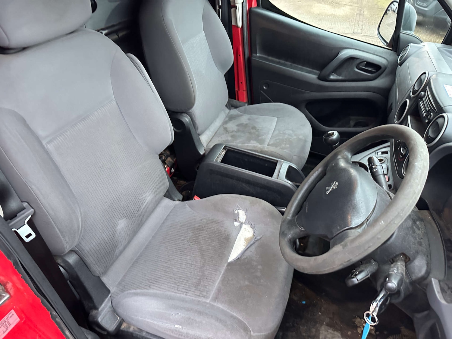 Used Peugeot Partner 2014 for sale - 76830083: Photo 15