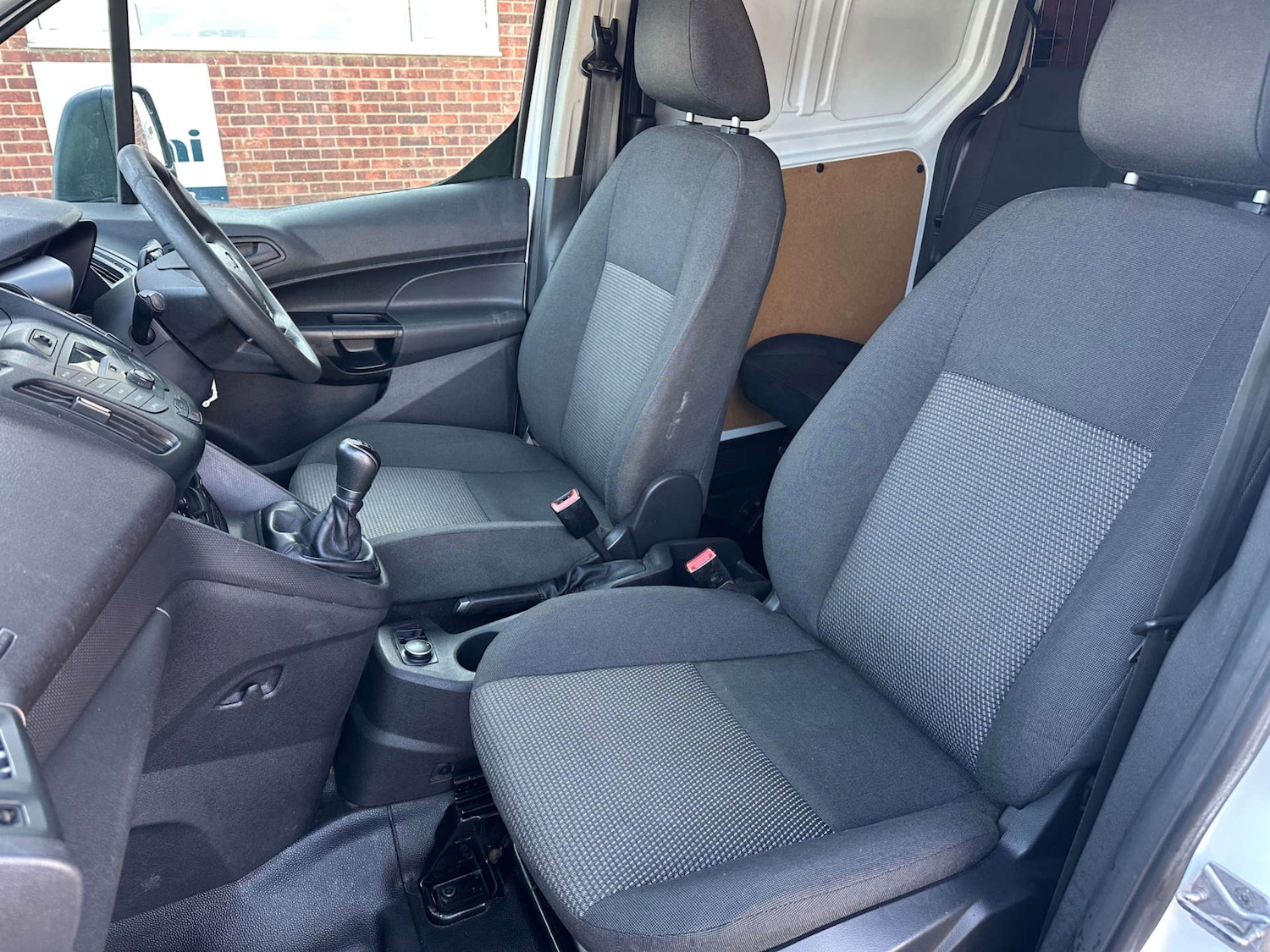 Used Ford Transit Connect 2018 for sale - 77442757: Photo 23